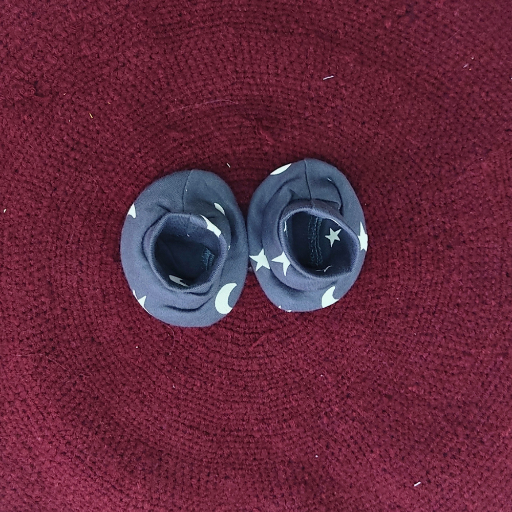 Cotton Cap-Mittens-Booties- Stars and Moon