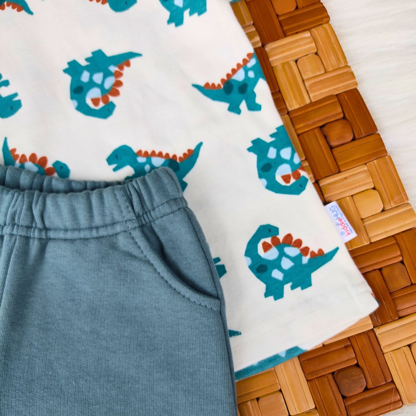 Co-ord set - Dino Hugs