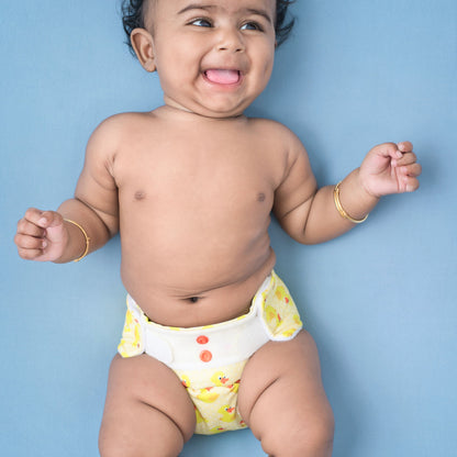 Ducklings - Newborn diaper with 1 insert (2.5kg - 8kg)